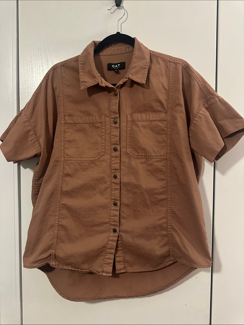 Oat New York Short-Sleeve Button-Down Shirt in Rust